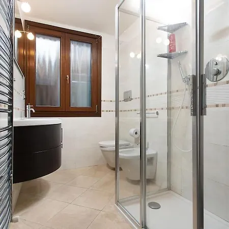 Biennale Comfort House - Modernita A Castello