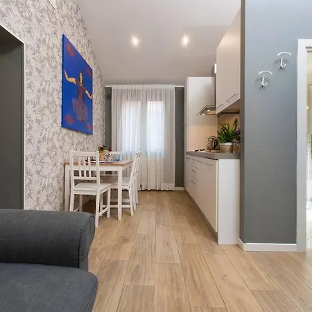 Biennale Comfort House - Modernita A Castello ונציה